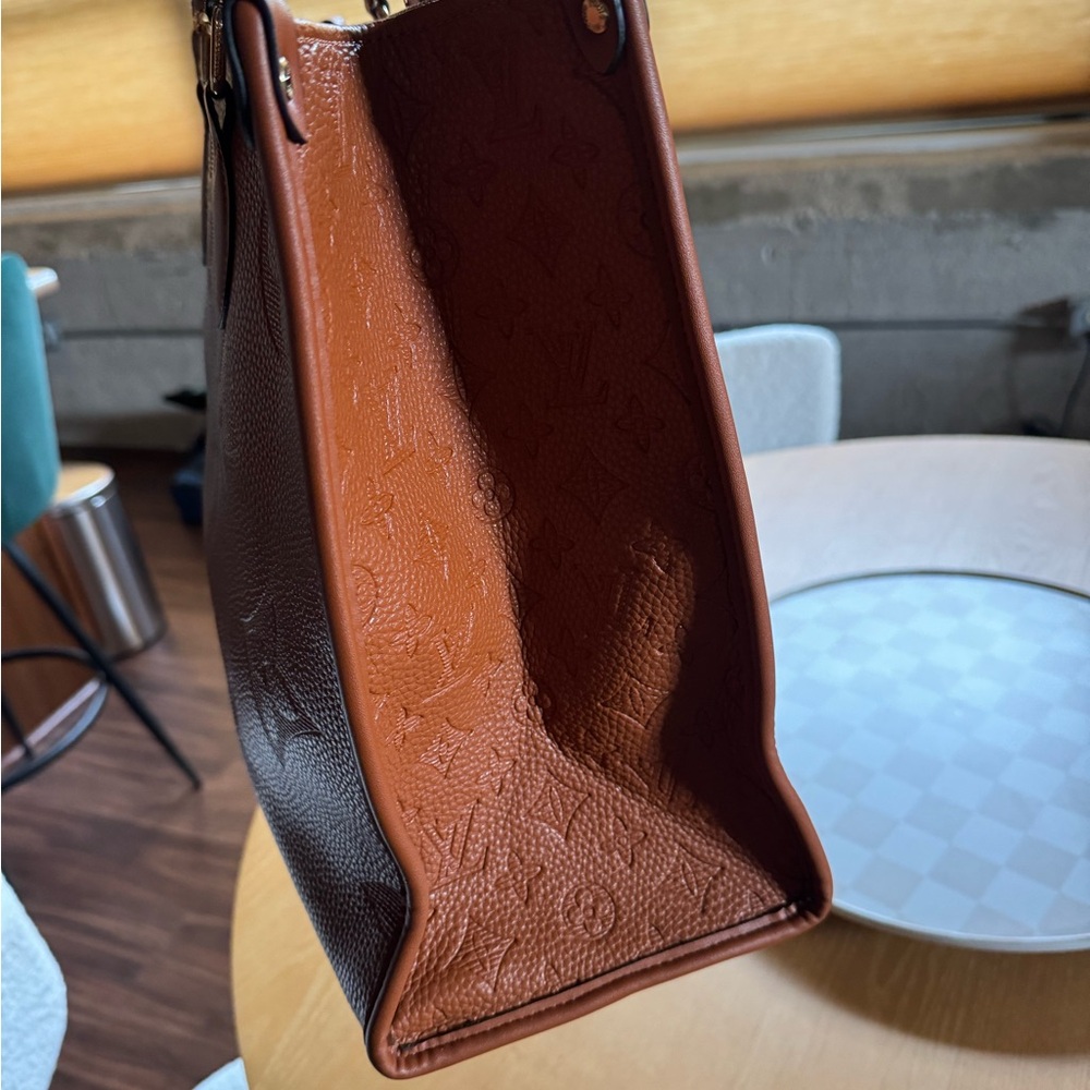 LV Camel Monogram Totebag - Picture 7 of 8